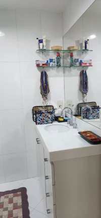 Imagem Apartamento de 3 Quartos para Venda em Copacabana com 114 m²
