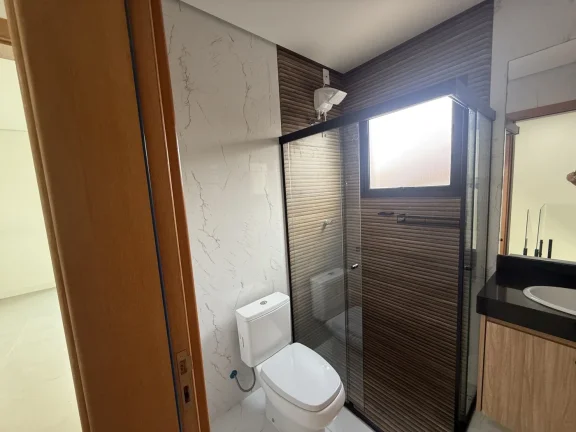 Imagem Casa à Venda com Piscina e Planejada na Cozinha em Cajamar