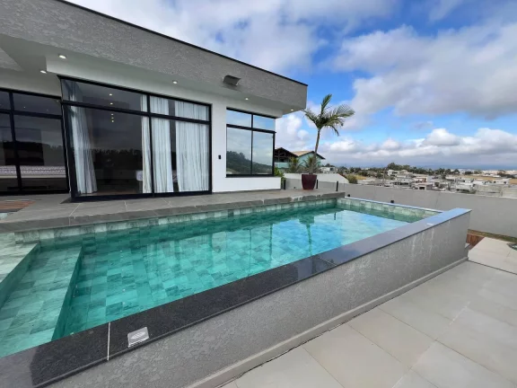 Imagem Casa Espetacular no Condominio Flamboyant