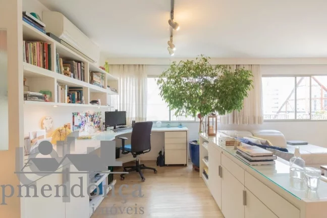 Imagem Apartamento em Higienópolis com 3 quartos ( 1 suíte ) e 1 vaga, 126m²