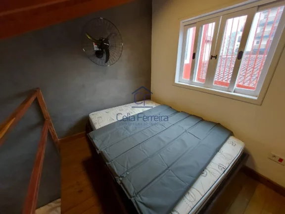 Imagem Ótima casa em localização privilegiada no miolo da Martim de Sá a 100m da praia
