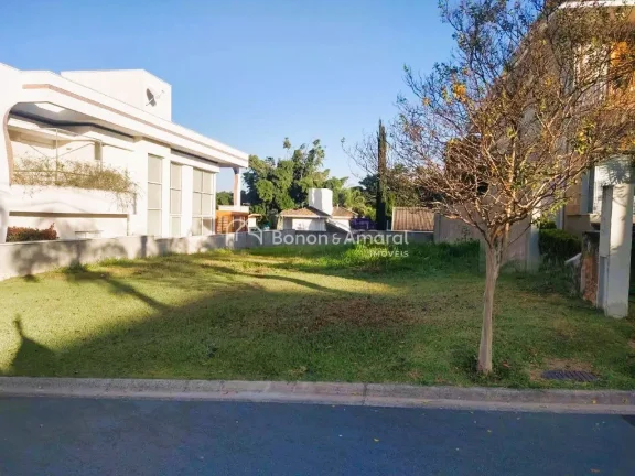 Imagem Vende-se Terreno em Condomínio de Alto Padrão em Valinhos-SP
