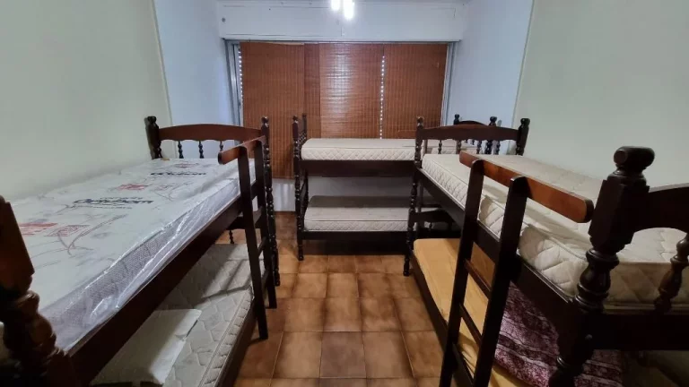 Imagem PITANGUEIRAS- FRENTE TOTAL AO MAR , LINDA VISTA , GARAGEM NO PRÉDIO.
