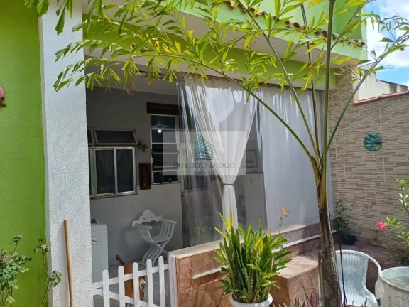 Imagem Imperdível oportunidade! Casa em condomínio à venda no Rio de Janeiro-RJ, 4 quartos, 2 suítes, 2 salas, 3 banheiros, 4 vagas, 230m².