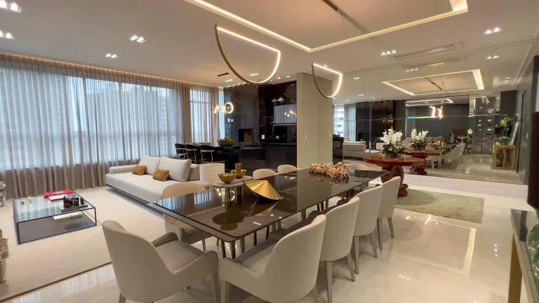 Foto do imóvel: Apartamento para Venda em Maringá / PR no bairro Centro