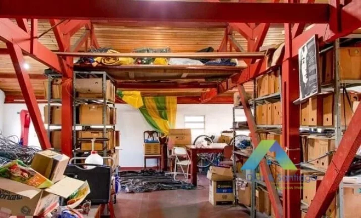 Imagem SANTO ANDRÉ Sobrado 250M², 3 dormitórios, 6 vagas, 2 salão na frente para fins comerciais, ótima localização e valor !!!