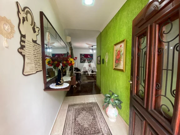 Imagem Casa com 8 quartos e 11 banheiros em Santos