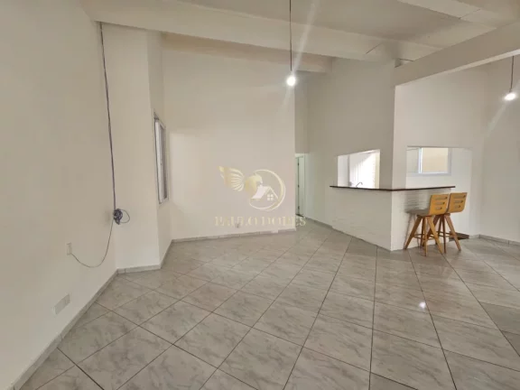 Imagem CASA REFORMADA PARA MORADIA OU FINS COMERCIALNO CENTRO DE UBATUBA-SP