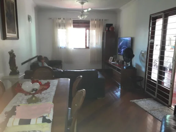Imagem Casa Alto Padrão para Venda em Rio de Janeiro, Campo Grande, 5 dormitórios, 2 suítes, 6 banheiros, 3 vagas