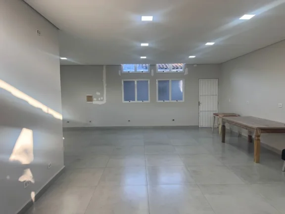Imagem Salão Comercial para Locação em Sorocaba-SP, Jardim Wanel Ville IV: 1 sala, 1 banheiro, 60m² de área. Venha conferir!