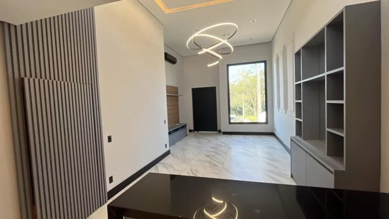 Imagem Linda Casa à Venda no Condomínio Villa Preciosa, Cabreúva-SP