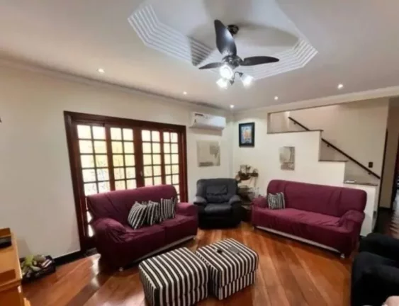 Imagem Belíssima casa com 5 dormitórios no Bairro Marapé-Venda e Locação!!!