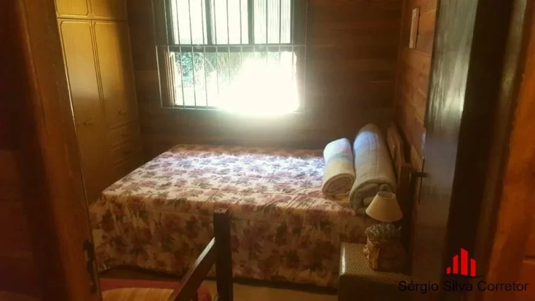 Imagem Casa para Venda com 03 quartos no Vale Encantado.