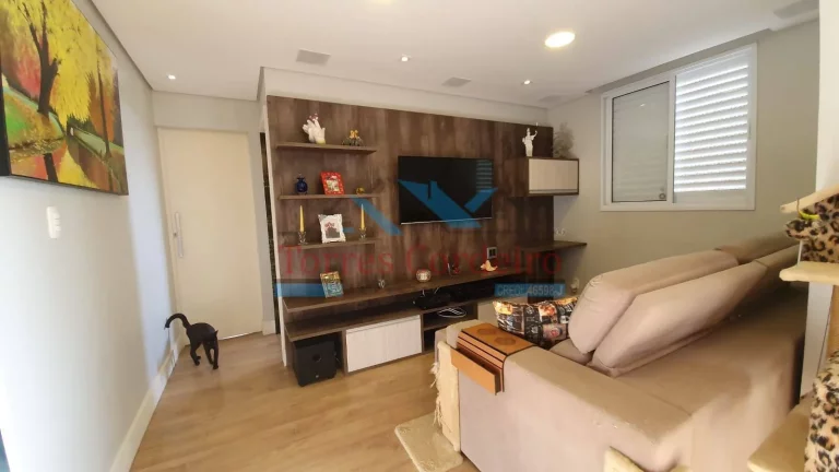 Imagem Apartamento com 2 dorm. (1 suíte) + 2 vagas - Jd. Monte Kemel