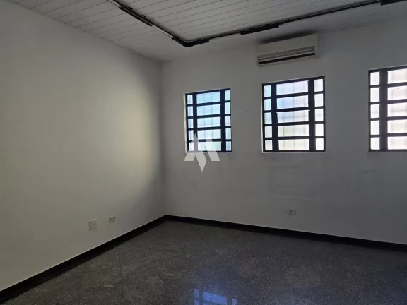 Imagem Sala comercial no centro, em frete a alfandega, R$ 800,00 (24 metros quadrados)