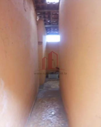 Imagem Terreno à venda em Franco da Rocha-SP, bairro Companhia Fazenda Belém - 1 quarto, 1 banheiro, 28m² de área.