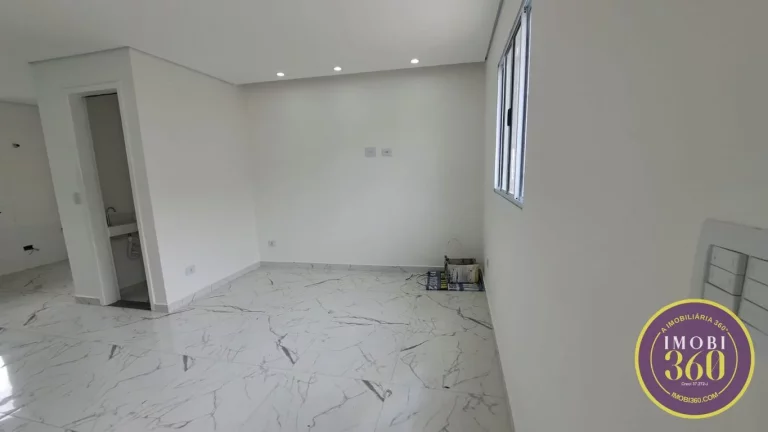 Imagem Sobrado com 2 Quartos (2 suites) e 2 banheiros à Venda, 107 m²