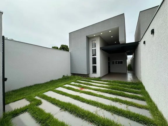 Imagem Linda Casa à Venda Projeto Funcional e Amplo!