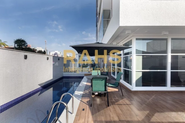 Imagem Buscando aquela cobertura nova com 4 suítes e 4 vagas de garagem? Essa é uma excelente opção par...