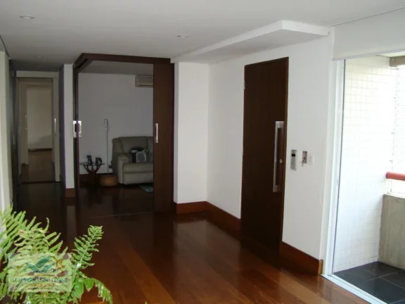 Imagem Apartamento Alto Padrão, Locação ou Venda, 3 suítes e 4 vagas. Vila Andrade