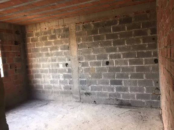 Imagem SOBRADO PADRÃO COM 400 METROS CONSTRUÍDO, 4 DORMITÓRIOS SENDO UM SUITE, NO PARQUE JAÇATUBA.