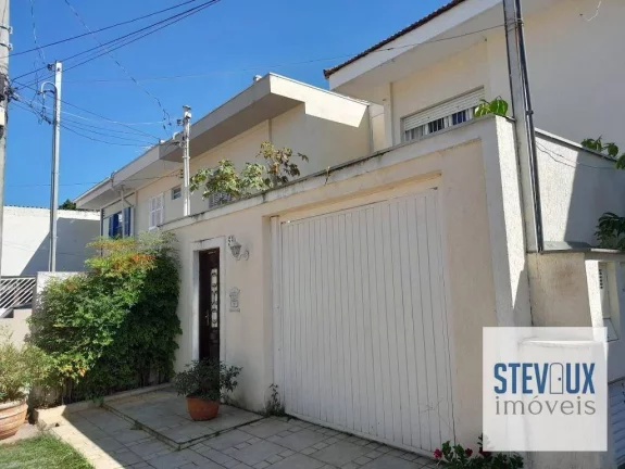 Imagem Casa de vila com portão para venda!