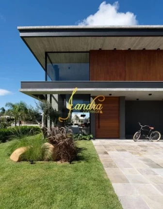 Imagem Sobrado condominio fechado, com 04 suites mobiliado