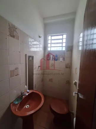 Imagem Casa comercial à venda no Centro de Franco da Rocha-SP: 3 quartos, 3 salas, 4 vagas de garagem, 119,78 m².