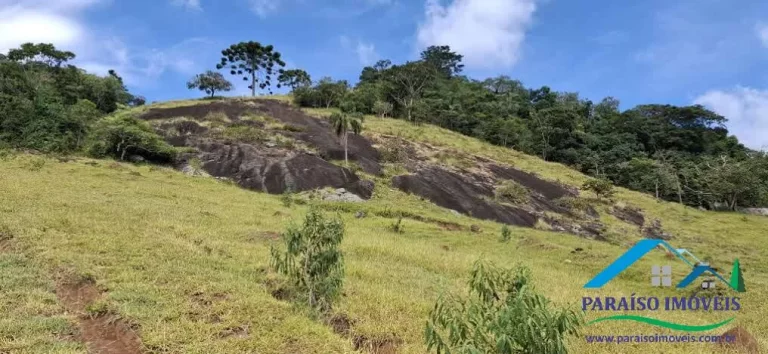 Imagem Seu Refúgio nas Nuvens: Terreno Exclusivo na Serra da Mantiqueira!