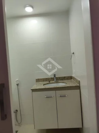 Imagem Apartamento 3 Quartos com Suíte e Varanda em Rua Tranquila – Reformado