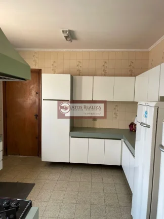 Imagem Casa Alto Padrão a Venda na Cidade Dutrta SP, c/ 4 dormitórios, 2 suítes, 5 vagas de garagem, salão de festas com churrasqueira e Piscina..