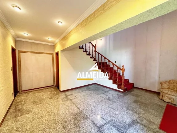 Imagem Casa com 3 dormitórios para alugar, 362 m² por R$ 3.783,00 - Assistência - Rio Claro/SP