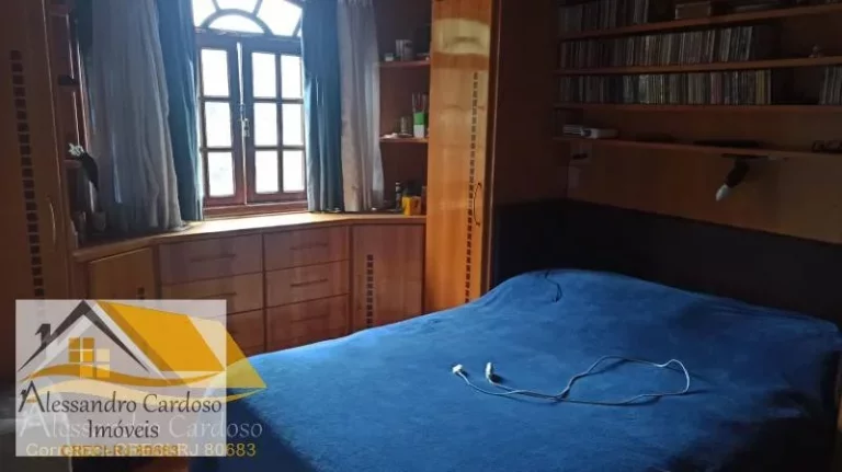 Imagem Vendo casa de alto padrão com piscina e sauna no Centro de Friburgo