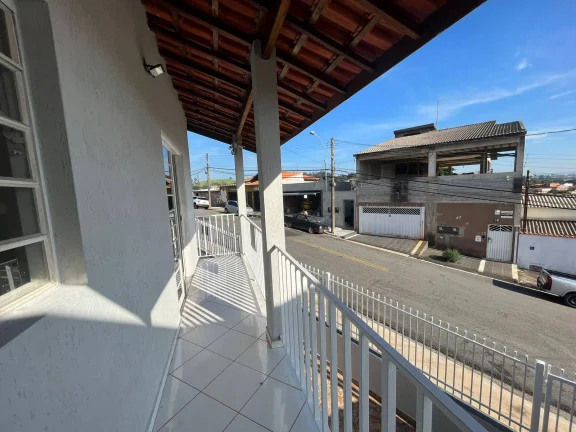 Imagem Linda casa de esquina no Jd. São Miguel