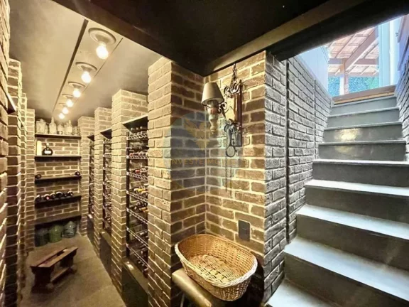 Imagem Casa em Condomínio a Venda no bairro Granja Viana - Cotia, SP