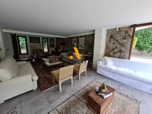 Imagem Jardins do Itanhanga - Mansão com 583 m² com uma vista privilegiada.