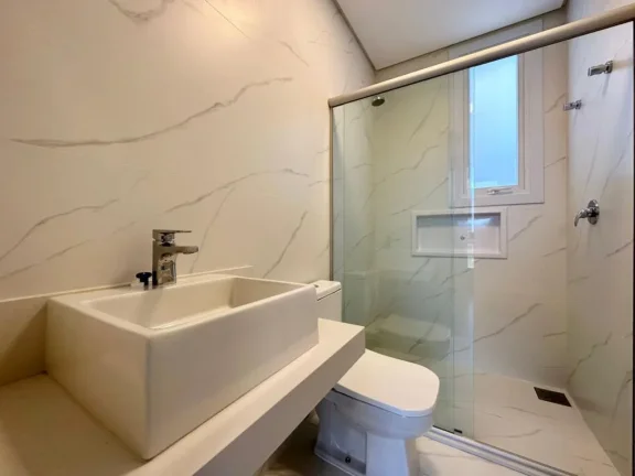 Imagem Casa em Condominio 4 Dormitórios - Bairro --