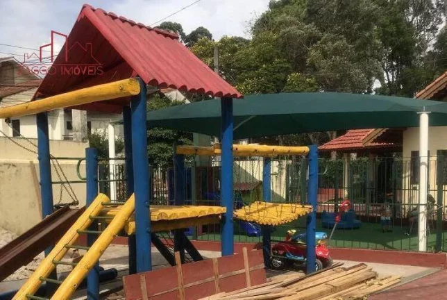 Imagem Lindo Sobrado no Condomínio Privê - 160m² - 4 dorms