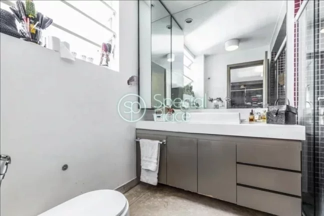 Imagem Ótimo apartamento reformado, com 110 m² no Jardim América. Living para dois ambientes com ar cond...