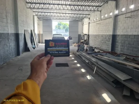 Imagem Galpão para Locação em DUQUE DE CAXIAS, Figueira, 2 banheiros
