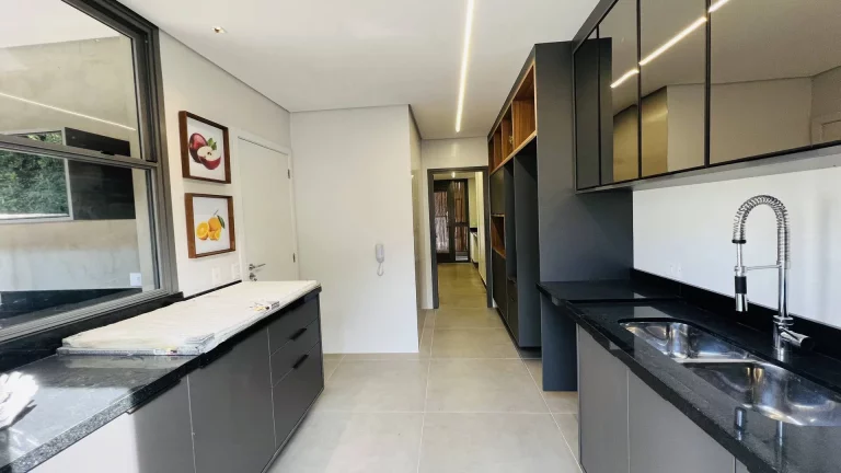 Imagem Casa de Condomínio à Venda na Riviera de São Lourenço - Módulo 12