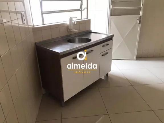 Imagem Apartamento com 2 dormitórios e dependência completa no centro