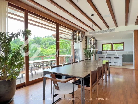 Imagem Mansão com vista exuberante para um dos melhores campos de golfe do mundo!