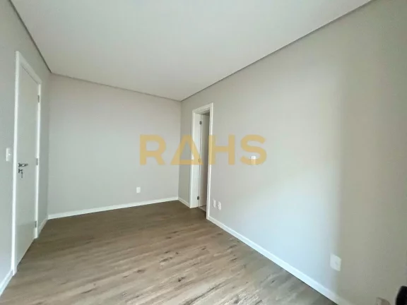 Imagem Excelente apartamento giardino localizado no bairro Costa e Silva, próximo ao IFSC. Conta 2 quartos...