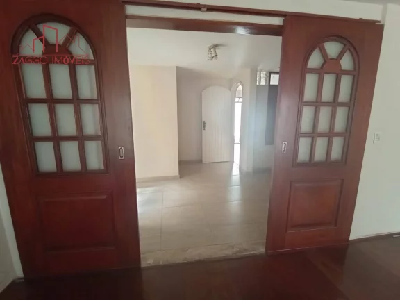 Imagem Belíssima Casa no Campo Belo