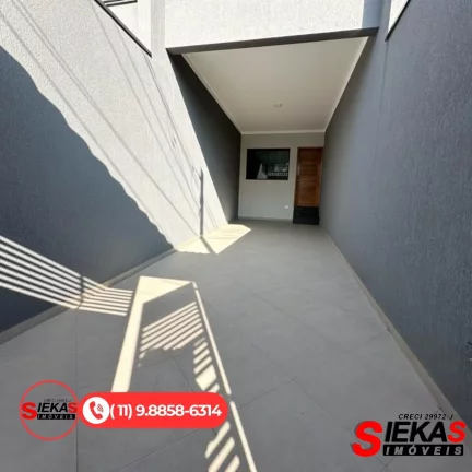 Imagem Imperdível: Casa à venda em São Paulo-SP, na Vila Ré, com 3 quartos, 1 suíte, 2 salas, 3 banheiros, 2 vagas e 126m².