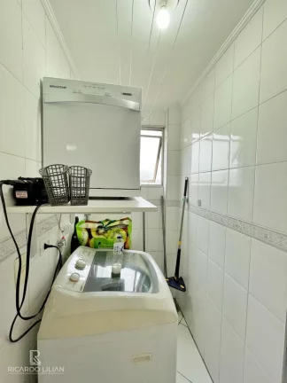 Imagem Cobertura Triplex de Luxo na Ponta da Praia, Santos: Viva o Sonho à Beira-Mar!