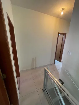 Imagem Casa Duplex com 199m² em Cocotá