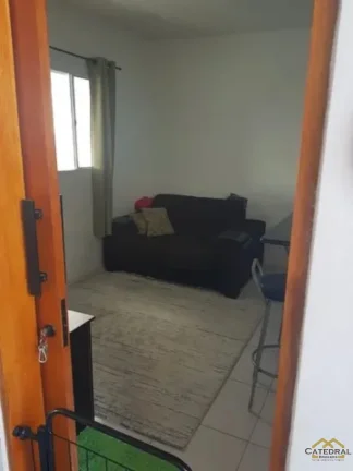 Imagem Casa com 2 quartos e 3 vagas cobertas para venda no Almerinda Chaves Jundiaí/SP