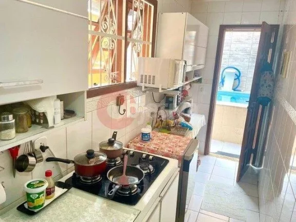 Imagem Casa independente duplex a venda com 3 quartos - Palmeiras - Cabo Frio/RJ